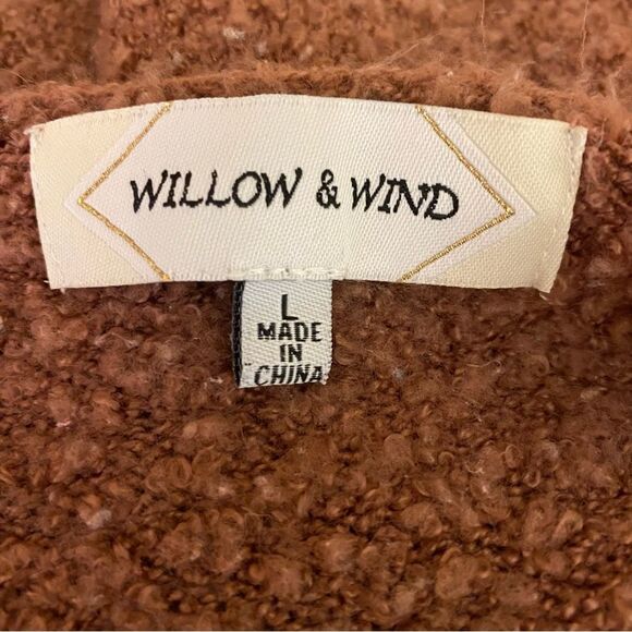 Willow & Wind Fluffy V Neck Sweater Women's Size Large - Picture 4 of 6